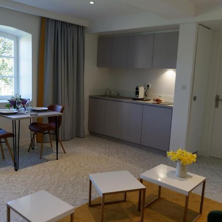 Lodges En Pierres Dorees Saint-Germain-Nuelles Exterior foto