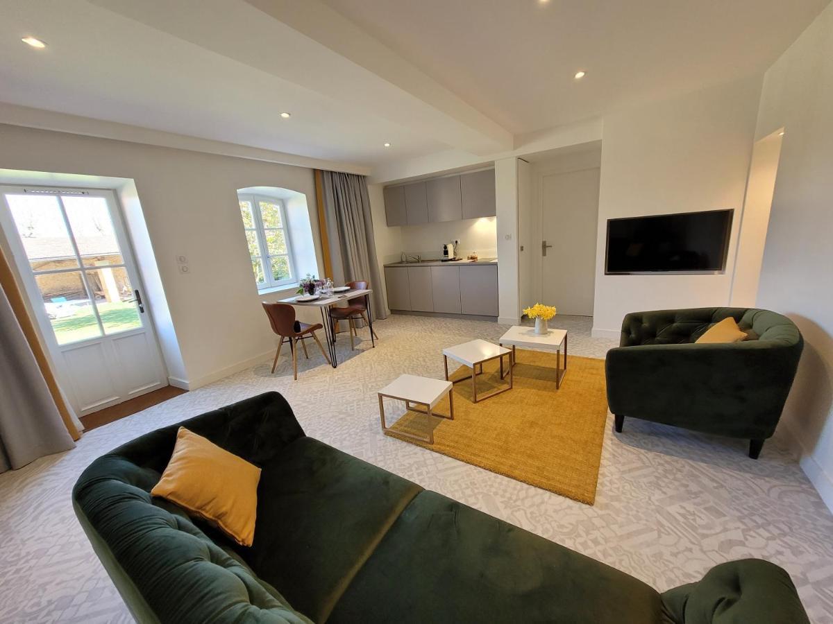 Lodges En Pierres Dorees Saint-Germain-Nuelles Exterior foto